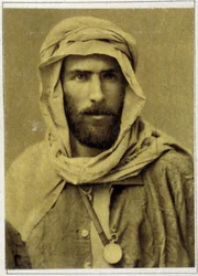 Portræt af Savorgnan de Brazza i 1882.