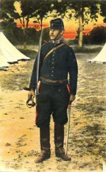 Portræt af en artillerist i tjeneste under Første Verdenskrig (1914-1918).