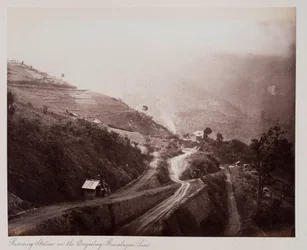 Vendestation på Darjeeling-Himalayan-linjen, ca. 1885 (sepia-billede)