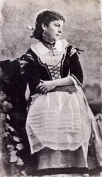 Teresina Brambilla (1845-1921) iført scenekostume