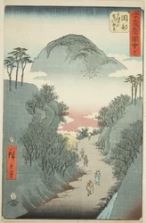 Okabe: Smal efeu-dækket vej ved Mount Utsu (Okabe, Utsu no yama tsuta no hosomichi), nr. 22 fra serien "Famous Sights of the Fifty-tre Stations (Gojusan tsugi meisho zue)," også kendt som den lodrette Tokaido