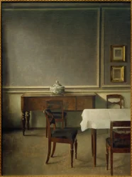 Interiør med porcelænsterrin