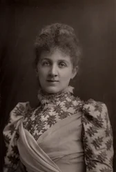 ""Liza Lehmann (Elizabetta Nina Mary Frederika Lehmann - 1862-1918) engelsk sopran og komponist. (woodbury type)