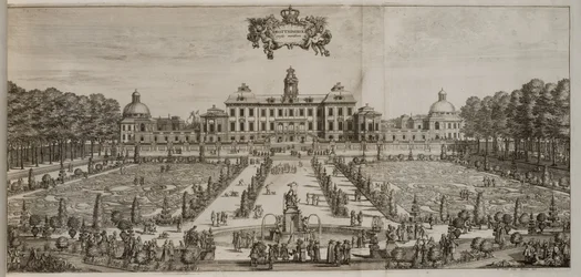 Drottningholm Slot og have set fra syd