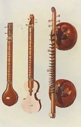 Musikinstrumenter: Sitarer og Vina (farvelitografi)