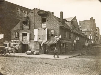 Race Street Wharf, Delaware Avenue ved Race Street, 1867