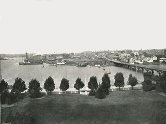 Udsigt fra regeringsbygningerne, Victoria, Canada, 1895.