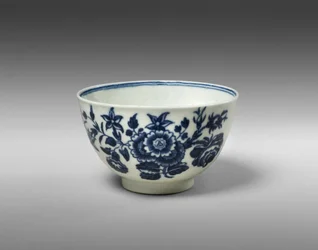 teskål, ca. 1770-1783 (soft-paste porcelæn med transfer print)