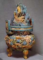 Kinesisk kunst: brænderparfumer i terracotta. Yuan-dynastiets periode. 1271-1368.