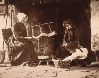 Kvindevævning, ca 1900