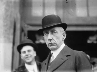 Roald Amundsen, ca. 1900 (s/h-foto)
