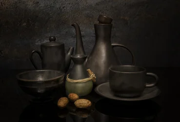Moody Pottery – Stilleben