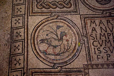 Detalje af gulvdekoration (mosaik)